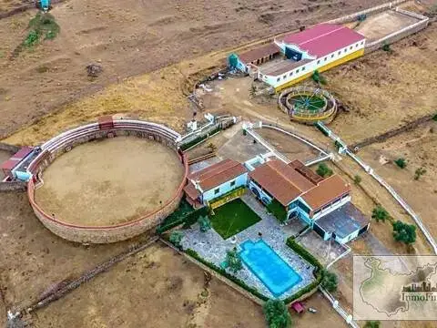 Casa rústica en Higuera de Vargas
