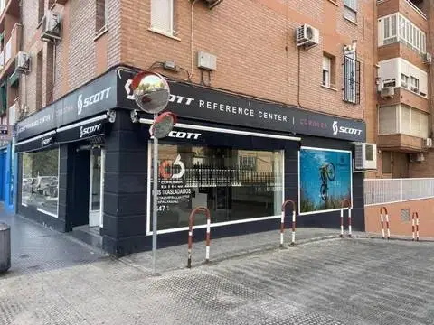 Local comercial en Avenida de Carlos III