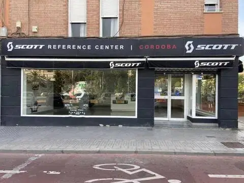 Local comercial en Avenida de Carlos III