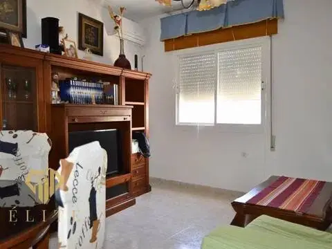 Casa en Abejuela