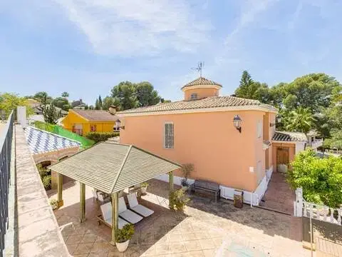 Chalet en Avenida de la Virgen de los Vientos