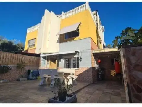 Casa en La Florida-La Chismosa-Los Altos