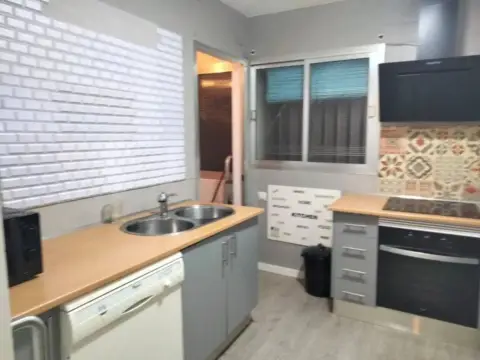 Piso en Avenida Veintiocho de Febrero
