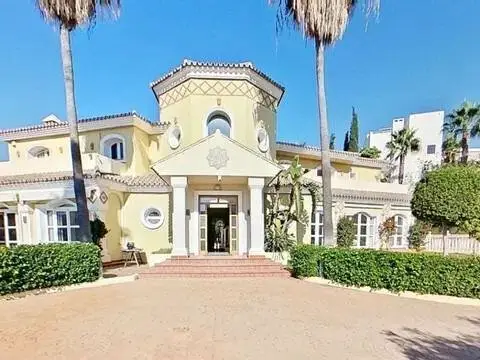 Chalet en calle La Panera