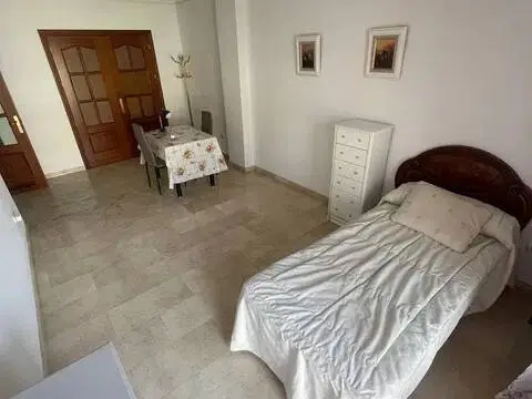 Piso en Ciudad Jardín-Zoco