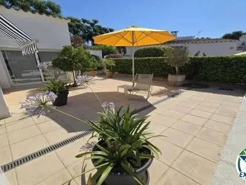 Chalet en Carrer del Montseny
