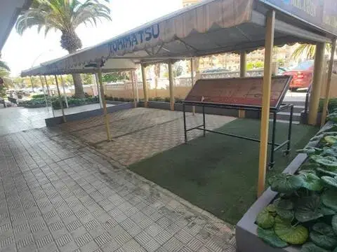 Local comercial en Avenida Juan Carlos I