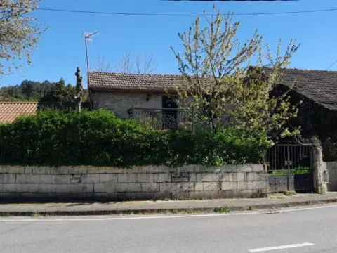 Chalet en A Cañiza