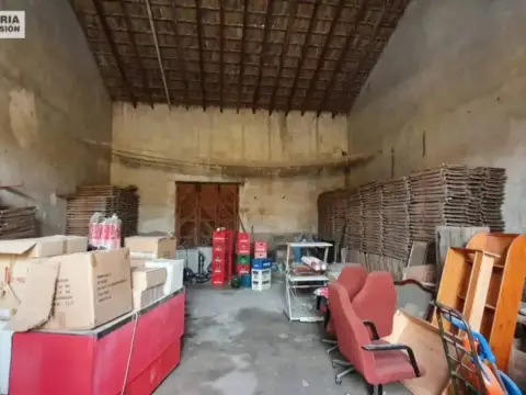 Local comercial en Novelda