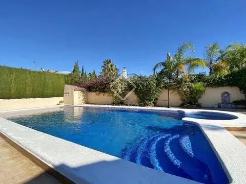 Chalet en Sol y Luz