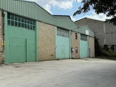 Nave industrial en Estella-Lizarra