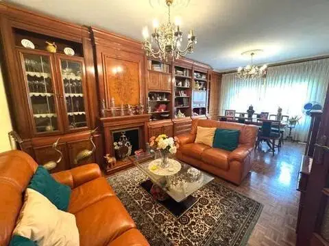 Piso en Baíña-San Pedro-Siana