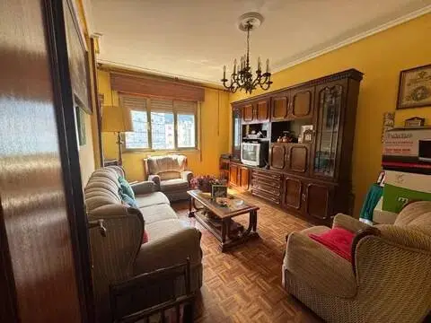 Piso en Baíña-San Pedro-Siana