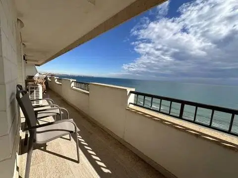 Piso en Mil Palmeras