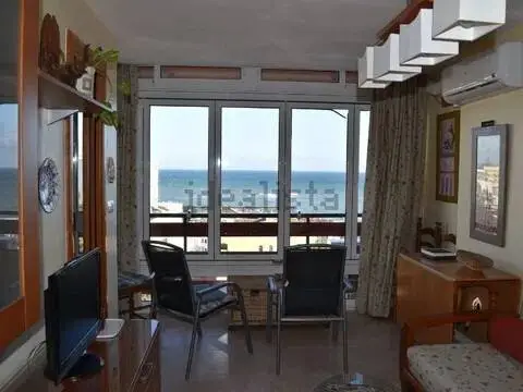 Piso en calle de las Naciones