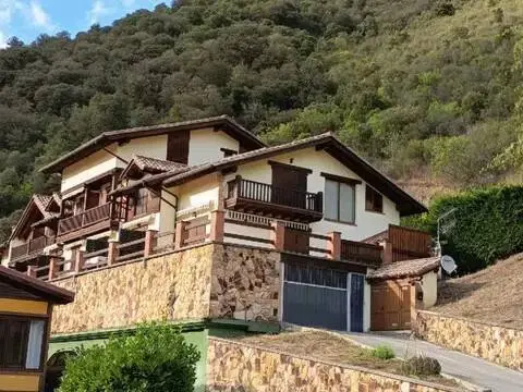Piso en Camaleño