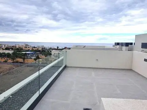 Ático en calle El Brezo, 12