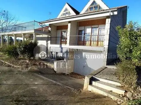 Chalet en Verín
