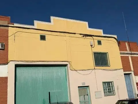 Nave industrial en Polígono de Paraiso