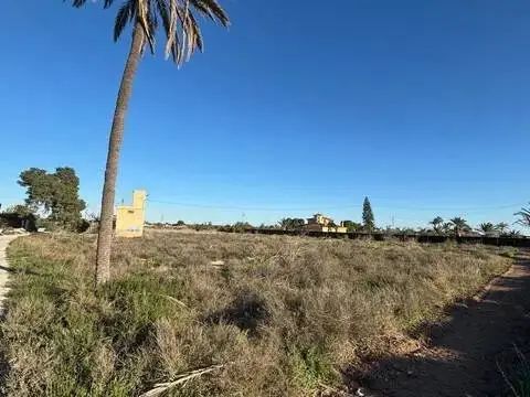 Terreno en Matola-La Foia-Las Bayas-La Marina