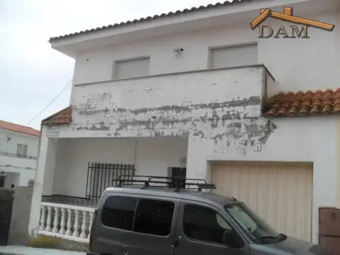 Chalet en Burujón