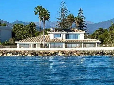 Chalet en Núcleo