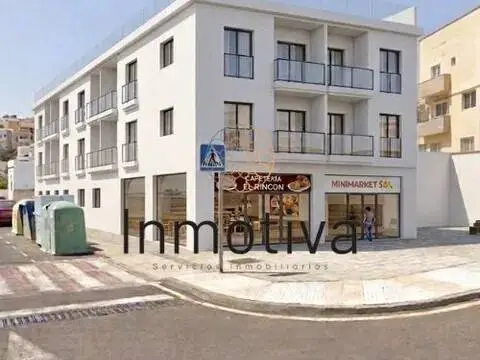 Terreno en Avenida del Fundador Gonzalo González