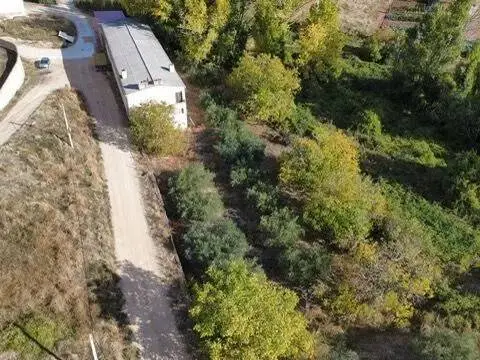 Nave industrial en Mués
