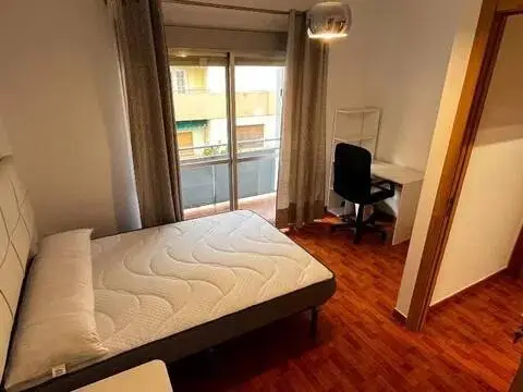 Piso en Ciudad Jardín-Zoco