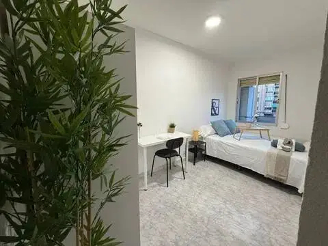 Habitación en Avenida de España
