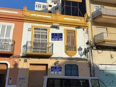 Casa adosada en Orriols