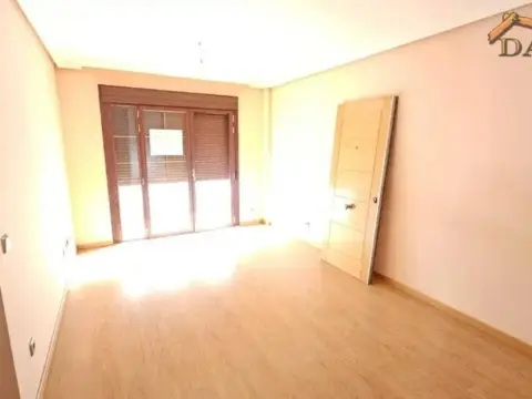 Piso en Santa Olalla