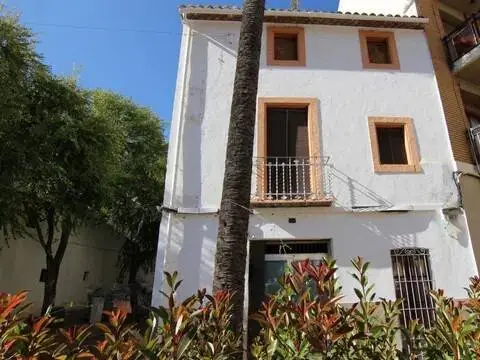 Casa adosada en Centro