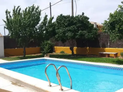 Chalet en Camino de la Mansonia