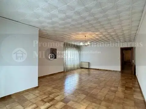 Piso en Verín