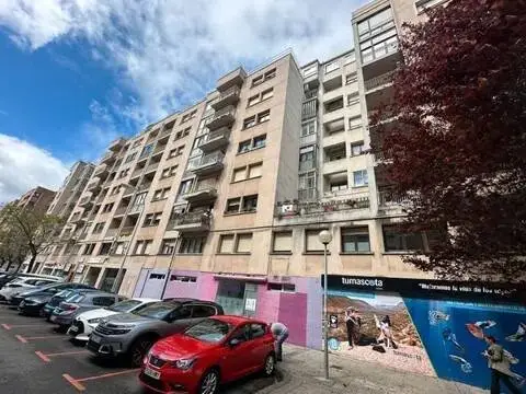 Piso en Iturrama-Azpilagaña