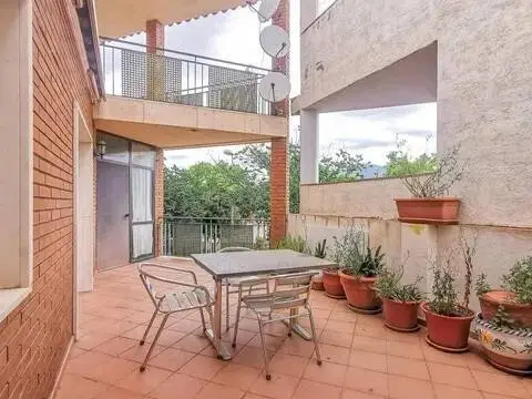 Casa adosada en Carrer del Ponent