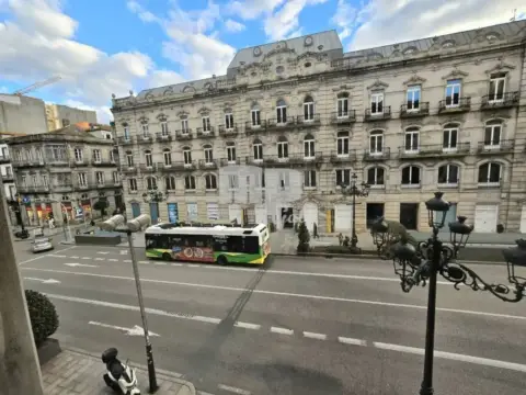 Oficina en calle de Policarpo Sanz