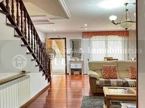 Chalet en Verín
