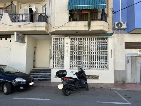 Local comercial en Avenida de Diego Ramírez Pastor
