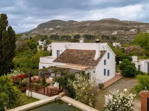 Casa rústica en Alhaurín el Grande