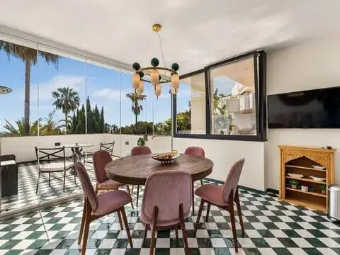 Piso en Lomas de Marbella Club-Puente Romano