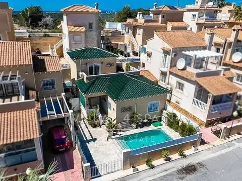 Chalet en San Miguel de Salinas