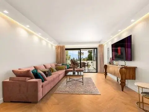 Piso en Lomas de Marbella Club-Puente Romano