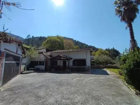 Casa en Cobaron