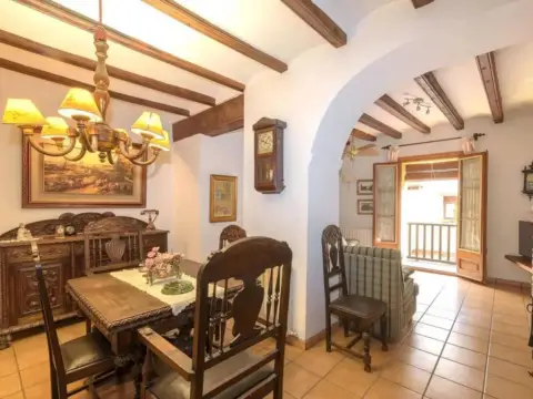 Casa rústica en Organyà