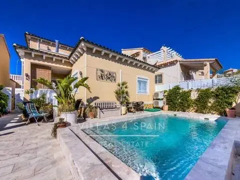 Chalet en San Miguel de Salinas