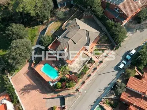 Chalet en Torrelles de Llobregat