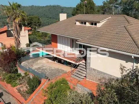 Chalet en Torrelles de Llobregat