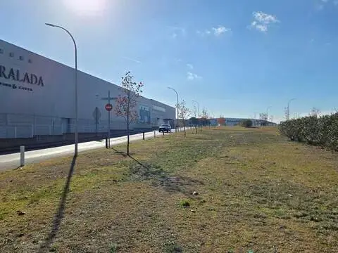 Terreno en Carrer de la Bisbal